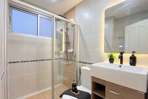 Penthouse in Bang Phlat, Bangkok, Thailand 2 bedrooms № 171672 - photo 6