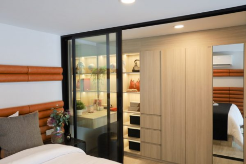 Кондоминиум с 2 спальнями в Самутпракане, Таиланд № 135556 - фото 4