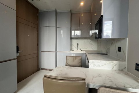 Studio dans le Condo à Huai Khwang, Bangkok, Thaïlande № 135550 - photo 6