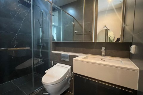 Studio dans le Condo à Huai Khwang, Bangkok, Thaïlande № 135550 - photo 9