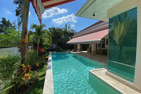Villa in Hua Hin, Thailand 3 bedrooms № 168702 - photo 9