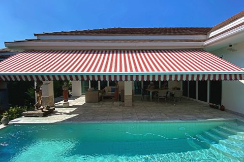 Villa in Hua Hin, Thailand 3 bedrooms № 168702 - photo 13