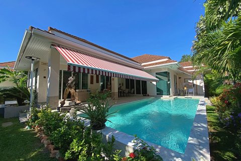 Villa in Hua Hin, Thailand 3 bedrooms № 168702