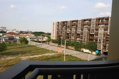 Studio in the Condo in Watthana, Bangkok, Thailand  № 157074 - photo 12