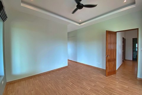 Villa in Hua Hin, Thailand 4 bedrooms № 168815 - photo 28