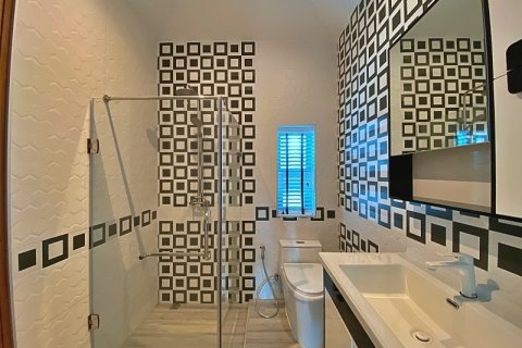 Villa in Hua Hin, Thailand 4 bedrooms № 168815 - photo 20