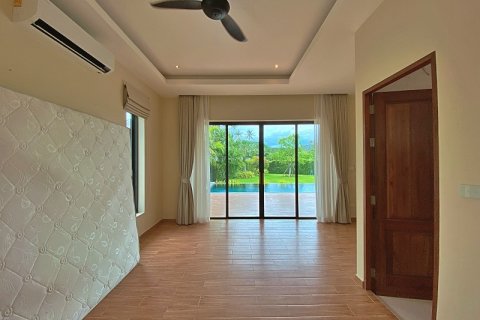 Villa in Hua Hin, Thailand 4 bedrooms № 168815 - photo 15