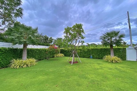 Villa in Hua Hin, Thailand 4 bedrooms № 168815 - photo 3