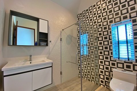 Villa in Hua Hin, Thailand 4 bedrooms № 168815 - photo 24