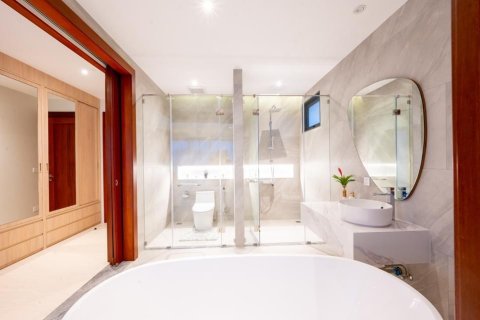 Villa in Hua Hin, Thailand 3 bedrooms № 168812 - photo 13
