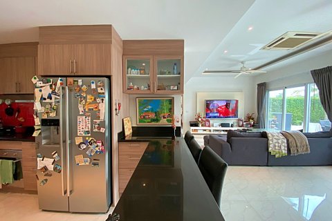 Villa in Hua Hin, Thailand 3 bedrooms № 168816 - photo 22