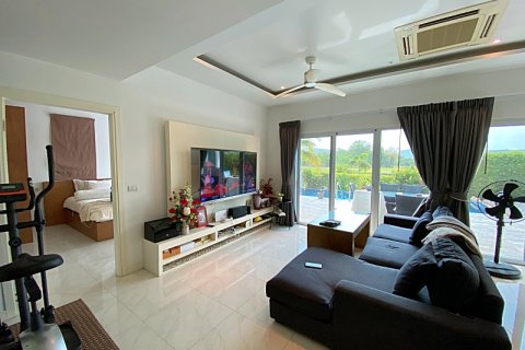 Villa in Hua Hin, Thailand 3 bedrooms № 168816 - photo 12
