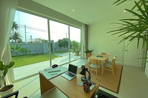Villa in Hua Hin, Thailand 4 bedrooms № 168811 - photo 18