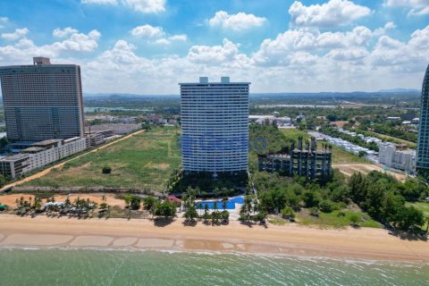 Condo in Pattaya, Thailand, 3 bedrooms № 197303 - photo 3