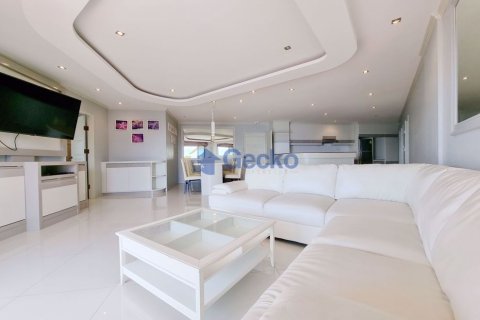Condo in Pattaya, Thailand, 3 bedrooms  № 197306 - photo 9