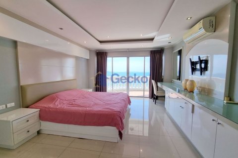Condo in Pattaya, Thailand, 3 bedrooms  № 197306 - photo 8