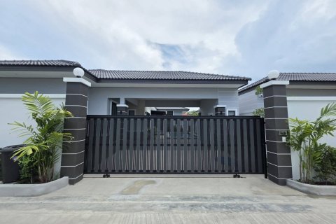 House in Bang Lamung, Thailand 3 bedrooms № 168164 - photo 27