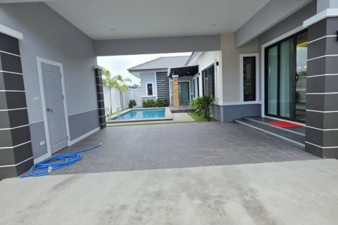 House in Bang Lamung, Thailand 3 bedrooms № 168164 - photo 26