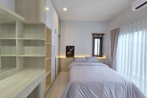 House in Bang Lamung, Thailand 3 bedrooms № 168164 - photo 25