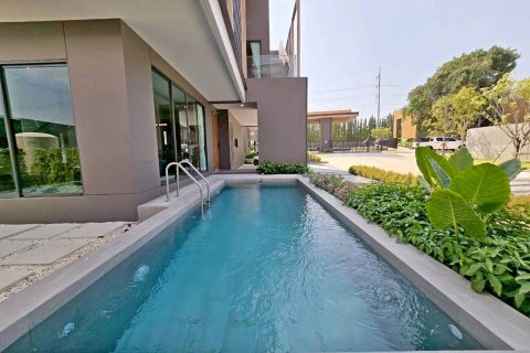 Дом в Чонбури, Таиланд с 4 спальнями  № 168167