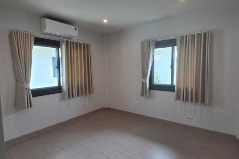 House in Phuket, Thailand 4 bedrooms № 148137 - photo 9