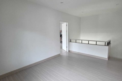 House in Phuket, Thailand 4 bedrooms № 148137 - photo 11