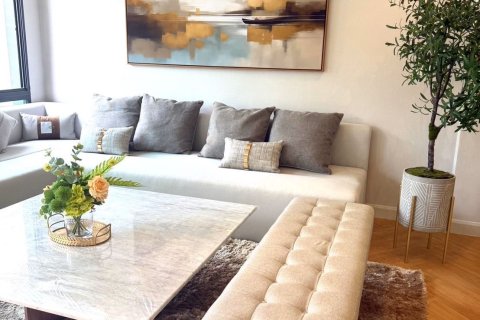 House in Nonthaburi, Thailand 6 bedrooms № 148140 - photo 6