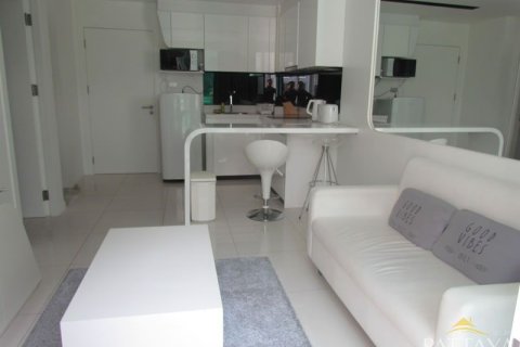 Condo in Pattaya, Thailand, 1 bedroom № 204280 - photo 18