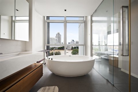 Condo in Khlong San, Bangkok, Thailand, 3 bedrooms  № 147554 - photo 20