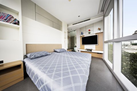 Condo in Khlong San, Bangkok, Thailand, 3 bedrooms  № 147554 - photo 16