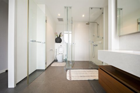 Condo in Khlong San, Bangkok, Thailand, 3 bedrooms  № 147554 - photo 19