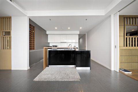 Condo in Khlong San, Bangkok, Thailand, 3 bedrooms  № 147554 - photo 11