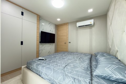 Condo in Pattaya, Thailand, 2 bedrooms  № 147560 - photo 8