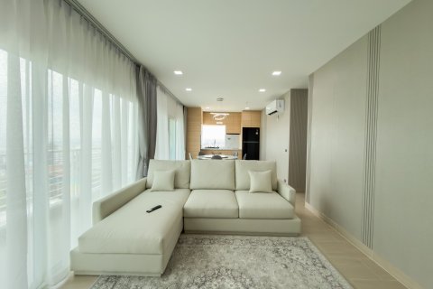 Condo in Pattaya, Thailand, 2 bedrooms  № 147560 - photo 1