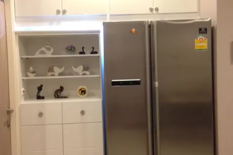 Condo à Huai Khwang, Bangkok, Thaïlande, 2 chambres  № 137598 - photo 7