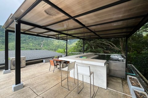 Penthouse in Kathu, Thailand 3 bedrooms № 137602 - photo 17