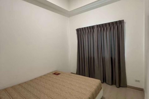 Townhouse in Bang Khen, Bangkok, Thailand 4 bedrooms № 137600 - photo 10