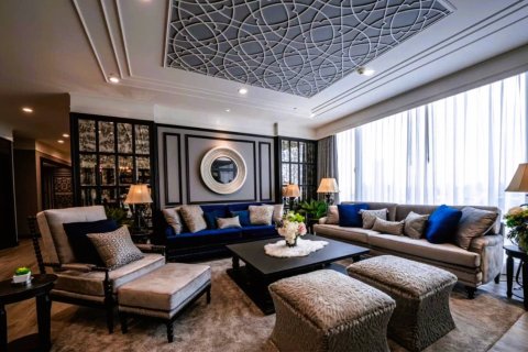 Condo in Bangkok, Thailand, 3 bedrooms  № 181227