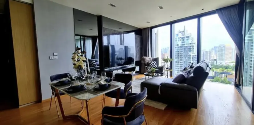 Condo in Khlong Toei, Bangkok, Thailand, 2 bedrooms  № 154226