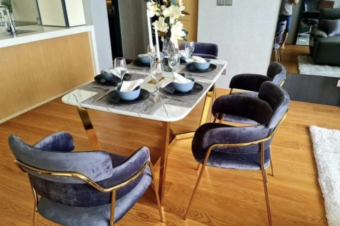 Condo in Khlong Toei, Bangkok, Thailand, 2 bedrooms  № 154226 - photo 6