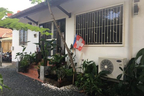 House in Phuket, Thailand 12 bedrooms № 154225 - photo 17