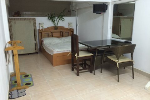 House in Phuket, Thailand 12 bedrooms № 154225 - photo 11