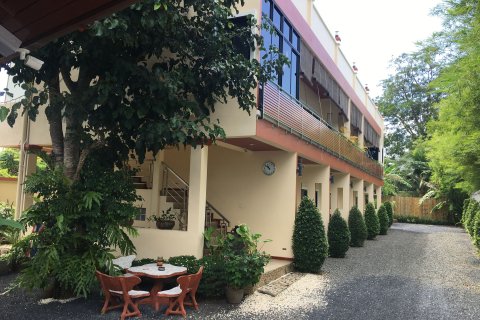 House in Phuket, Thailand 12 bedrooms № 154225 - photo 1