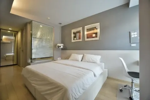 Студия в кондо в Ваттхане, Бангкок, Таиланд № 159692 - фото 6