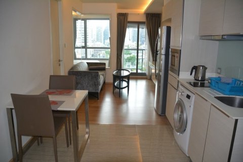 Studio in the Condo in Watthana, Bangkok, Thailand  № 159695 - photo 2
