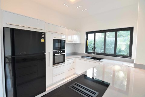 Villa in Hua Hin, Thailand 2 bedrooms № 159691 - photo 8