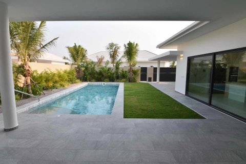 Villa in Hua Hin, Thailand 2 bedrooms № 159691 - photo 13