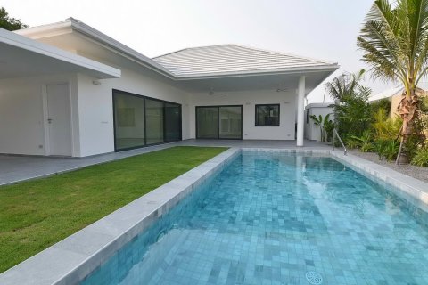 Villa in Hua Hin, Thailand 2 bedrooms № 159691 - photo 12
