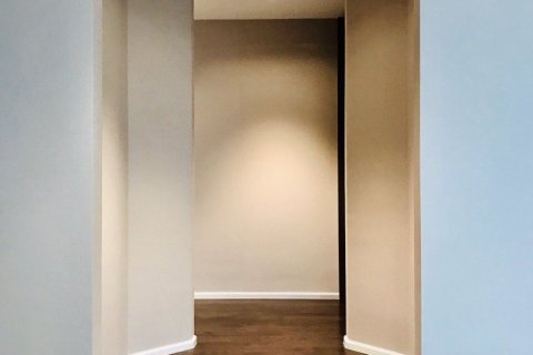 Condo in Watthana, Bangkok, Thailand, 2 bedrooms  № 159689 - photo 11