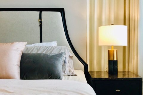 Condo in Watthana, Bangkok, Thailand, 2 bedrooms  № 159689 - photo 10